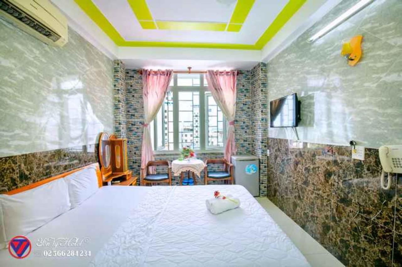 Yen Vy Hotel Куи Нхон Екстериор снимка